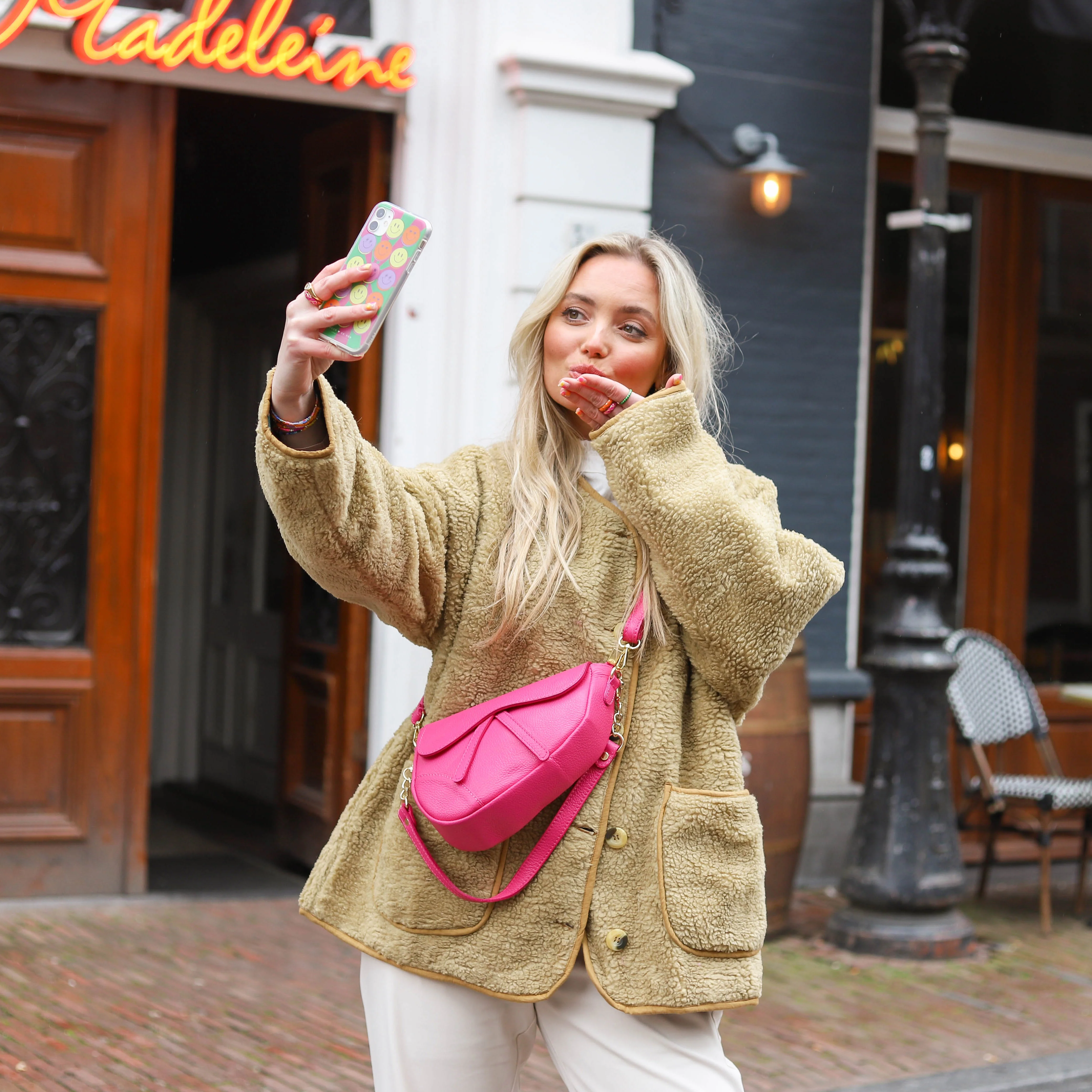 HVDH iPhone cover case roze groen - Image 9