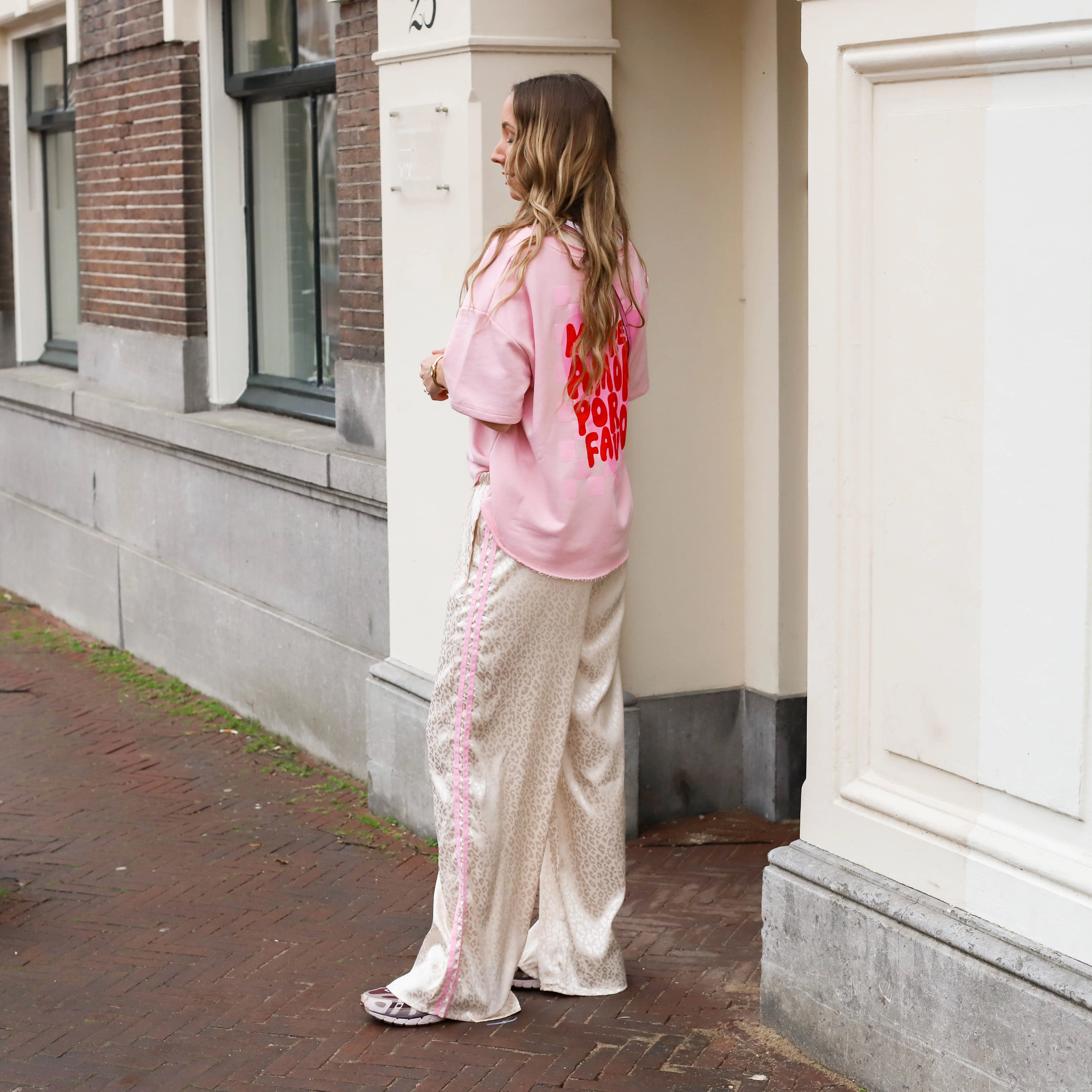 Leopard broek satijn ecru - Image 3