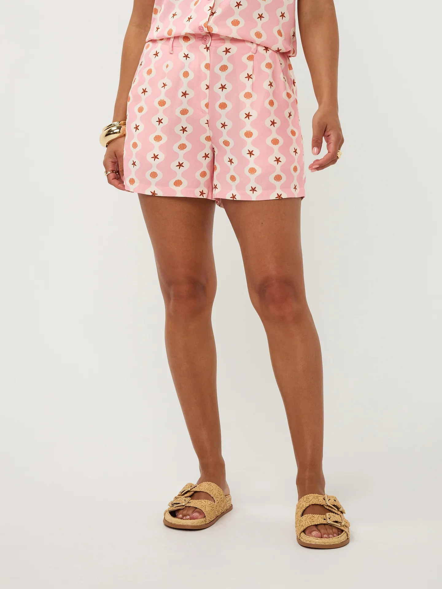 Ydence Short Nadia Pink seashells - Image 12
