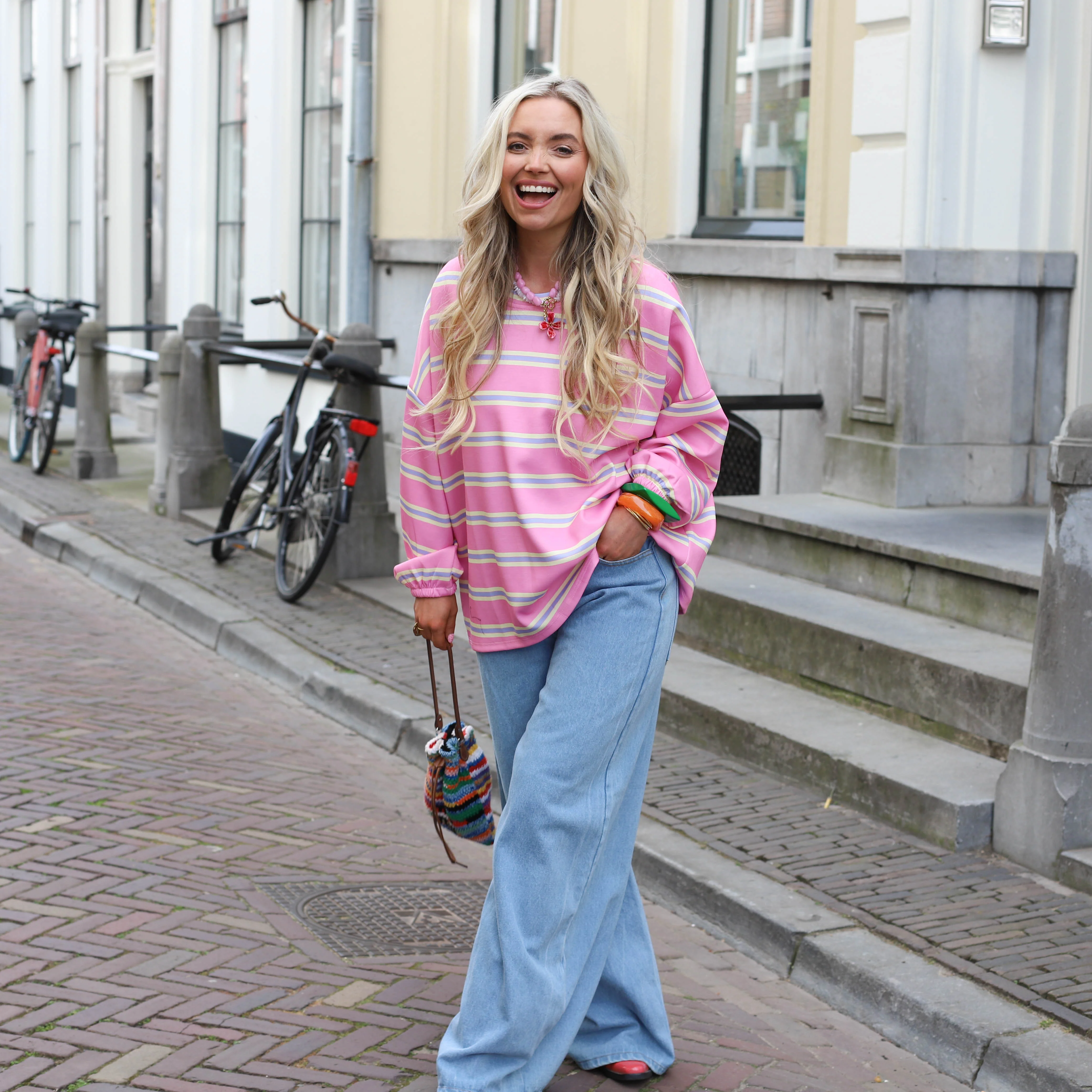 Sweater shirt roze geel blauw Sarah - Image 3